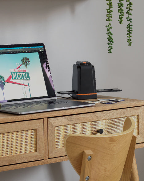 film and slide scanner